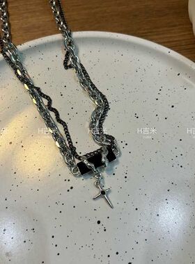 高颜值潮款项链辣妹毛衣合集黑色设计小众蝴蝶十字架嘻哈百搭款