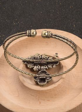 纯黄铜仿古四叶草手镯女幸运孔雀