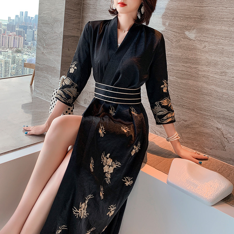 秋冬名媛气质中式复古民族连衣裙 品唐斋连衣裙