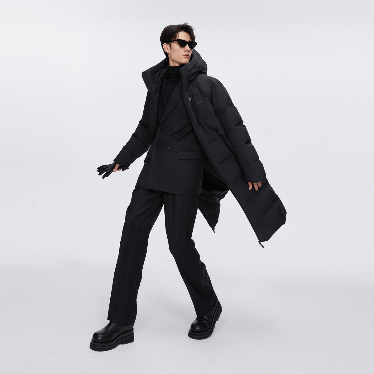 波司登2024冬季加厚过膝男女同款时尚连帽长款巴黎线羽绒服