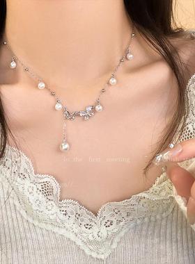 珍珠蝴蝶流苏毛衣项链女秋冬季轻奢锁骨链小众设计感百搭颈链吊坠
