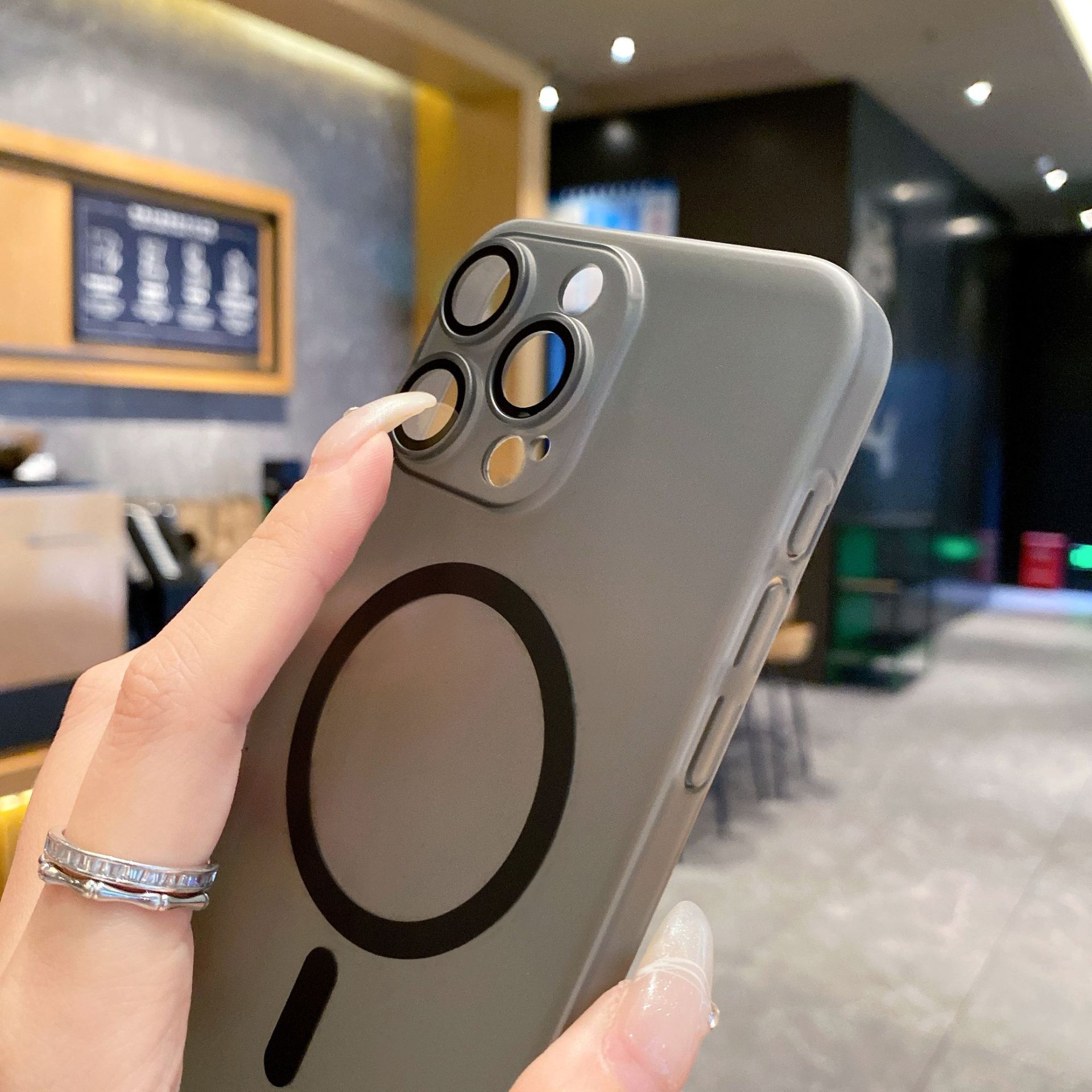 适用iPhone17 Air磁吸冰雾壳iPhone 16 15 16e 14 13 11 12 Pro Max苹果XS超薄磨砂肤感防摔XR保护套全包Plus - 图3