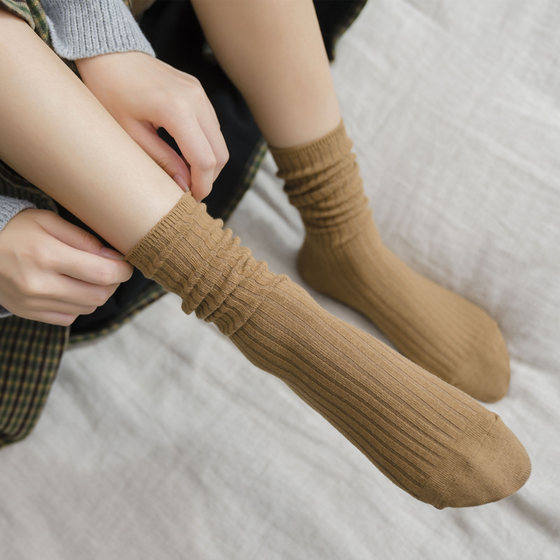 Pure color vertical strip in socks, color piles, ladies trendy socks autumn and winter Korean version of Ulzzang long socks ins