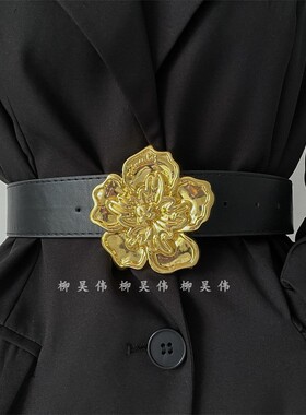 装饰玫瑰花朵黑色收腰气质