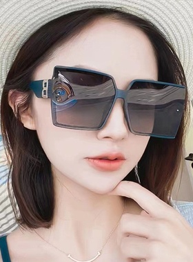 字母B太阳镜方形女防紫外线2022新款韩版网红款墨镜街拍大脸显瘦