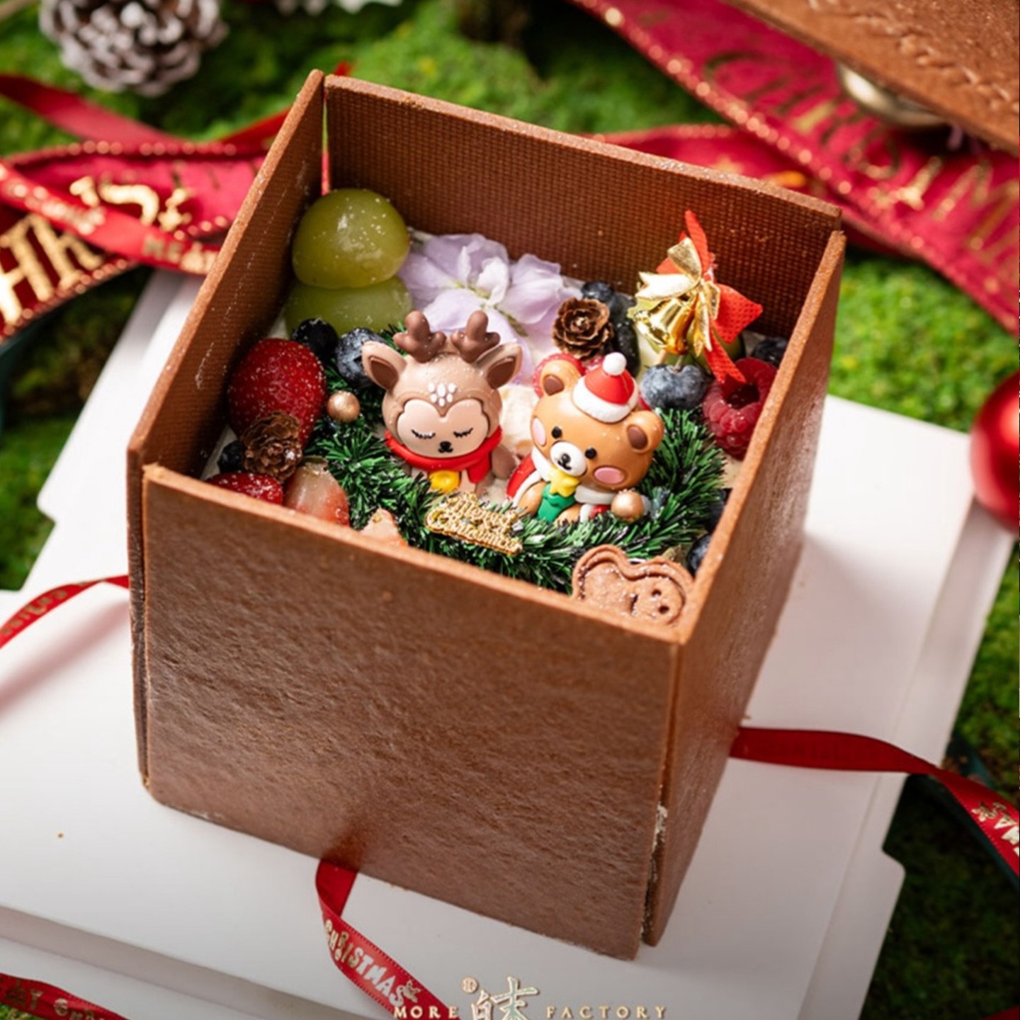 2025网红圣诞主题拼盘迷你小蛋糕装饰麋鹿角姜饼人叶子草圈摆件 - 图0