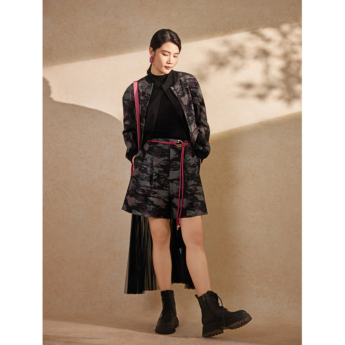 【墨烬绯痕】粉蓝衣橱2026春新款新国风中式休闲感棒球服女短外套,淘宝优惠券,粉丝福利购,淘宝优惠卷