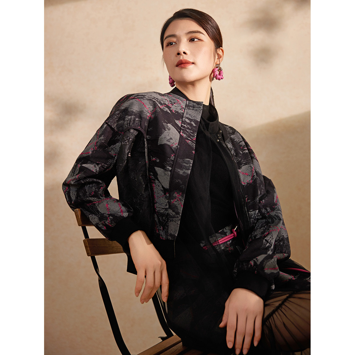 【墨烬绯痕】粉蓝衣橱2026春新款新国风中式休闲感棒球服女短外套,淘宝优惠券,粉丝福利购,淘宝优惠卷