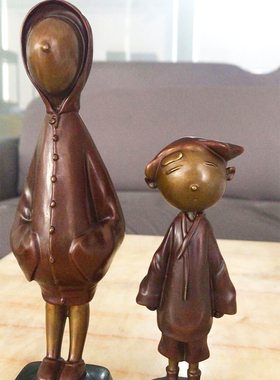 艺术铸铜摆件新款手工创意简约客厅轻奢桌面礼物雕塑家居装饰定i.