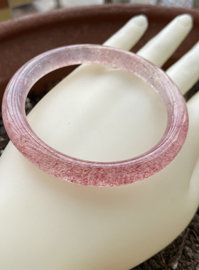 招桃花旺姻缘草莓晶手镯实拍现货