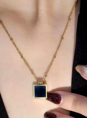 设计师款香水瓶项链防水不掉