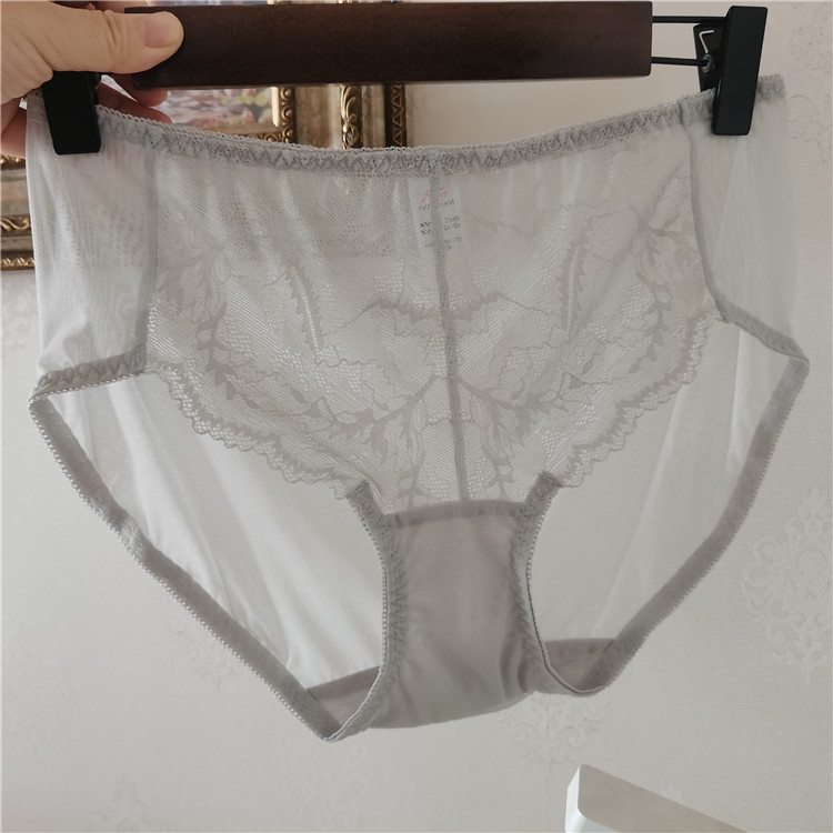 Lace hip-covering women's large size mid-rise underwear