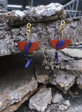 拾荒饰物局复古红蓝石头撞色不对称耳饰