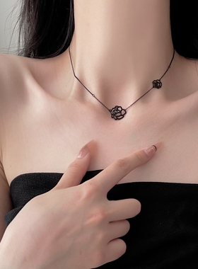 Z小姐925银黑色玫瑰花颈链女