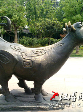 十二生肖动物商业街龙雕塑定制