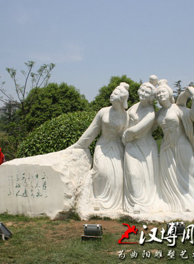 唐朝美女骑马古代人物公园汉白玉