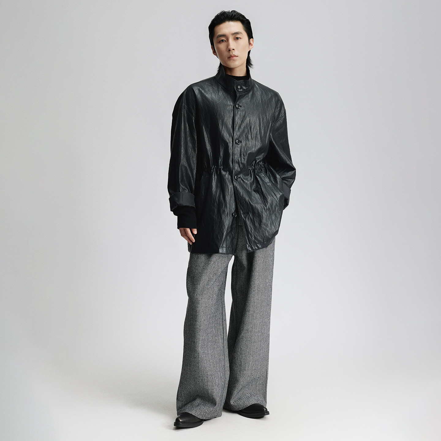 三木公白 复古褶皱黑色立领皮衣男中长款 宽松抽绳收腰皮夹克外套,淘宝优惠券,粉丝福利购,淘宝优惠卷