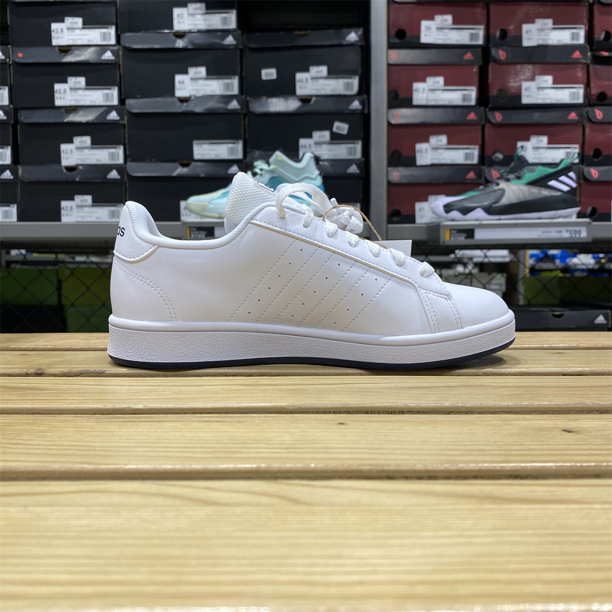 Adidas/阿迪达斯男鞋GRAND COURT BASE运动耐磨低帮休闲鞋FY8568 - 图1