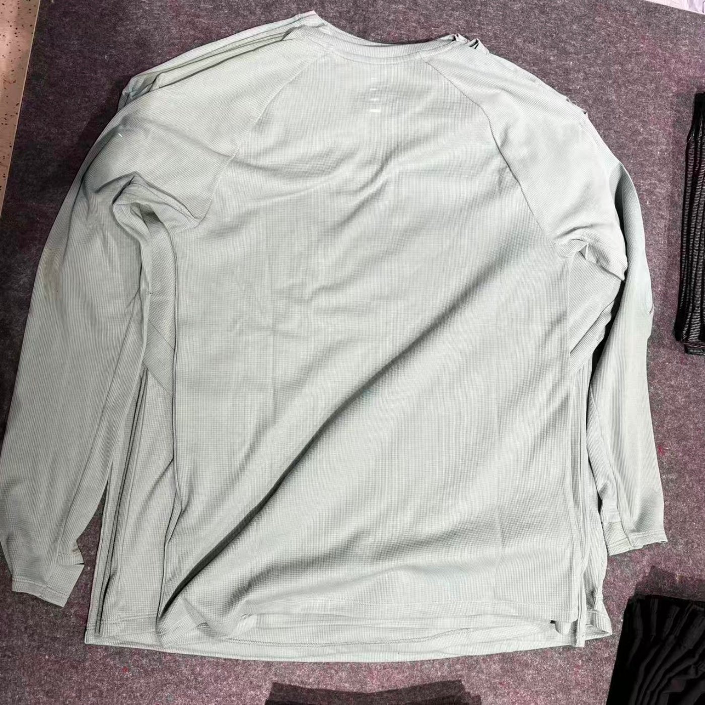 Nike耐克男25秋新款训练健身反光速干透气长袖运动T恤 HV2706-017,淘宝优惠券,粉丝福利购,淘宝优惠卷