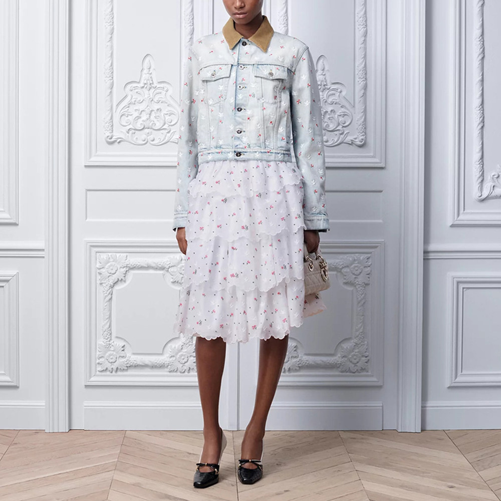 2026早春新款法式撞色翻领花卉刺绣牛仔外套单排扣长袖短款夹克女,淘宝优惠券,粉丝福利购,淘宝优惠卷