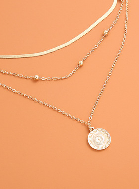 Simple three-layer necklace popular new choker 项链女小香风