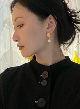 法式玫瑰雕花坠珍珠耳钉