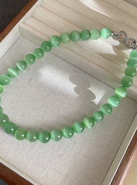 薄荷绿人造猫眼串珠项链