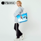 LeSportsac Вместительная и большая сумка на одно плечо
