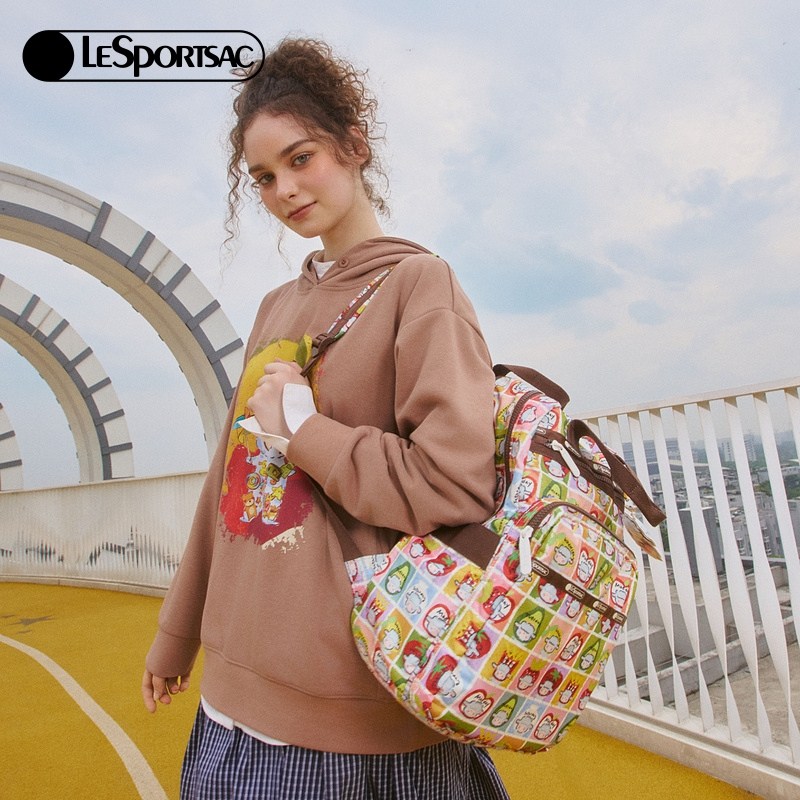 LeSportsac乐播诗新款小羊波德莱尔系列可爱满印大容量隔层双肩包,淘宝优惠券,粉丝福利购,淘宝优惠卷