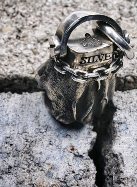 渡鸦原创传说的拳头手工纯银吊坠