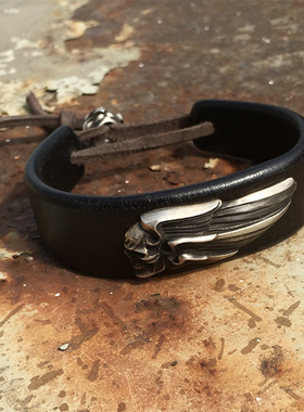 渡鸦专属美式复古银骷髅枥木手环