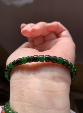 和田玉碧玉菠菜绿手链俄料7号矿红皮老料菠菜绿直切老形珠手串女