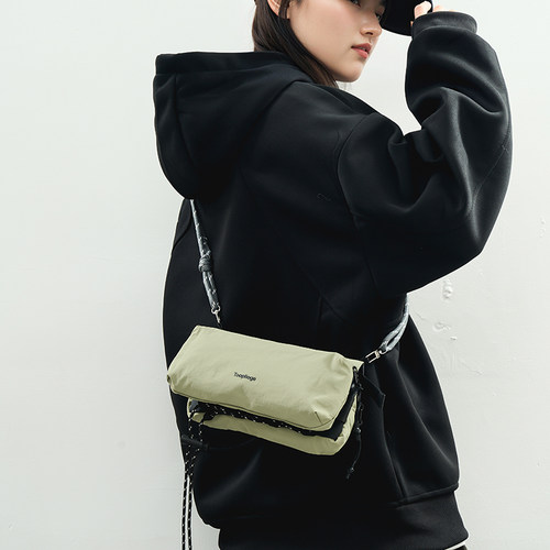 3.2花曦家新品 男包袋女单肩斜挎包小方包2025韩版森系挎包潮休闲 - 图0