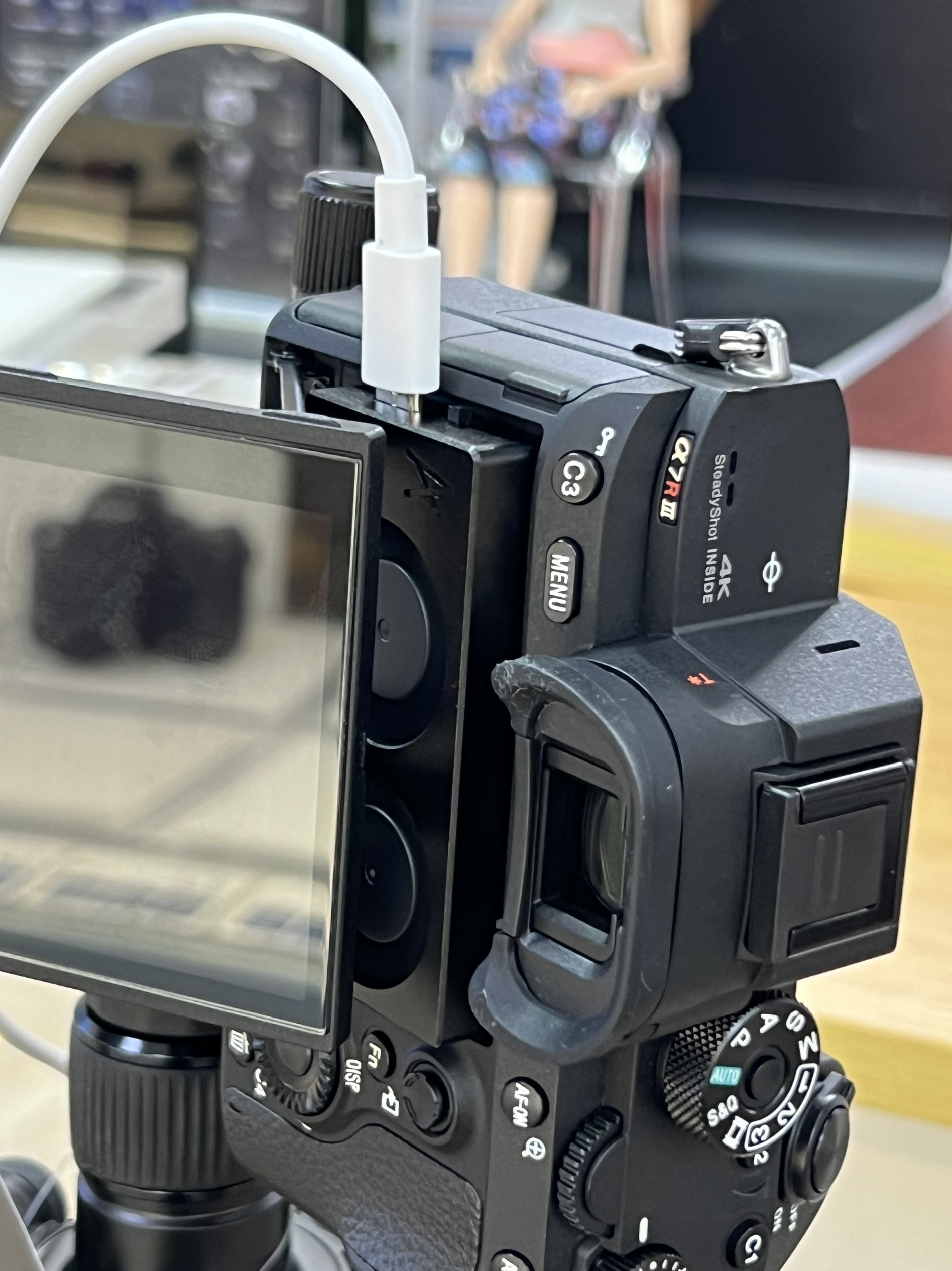直播相机散热器专用下翻屏索尼 a7m3 A6400 A7R3 A7R4-图1