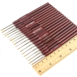 Маленький плетеный крючок для вязания