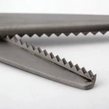 Треугольные дуги кружевные ножницы собачьи зубы сдвиг цветочный образец сдвиг сдвиг сдвиг сдвиг Diy ткань -подобные ножницы волнистые