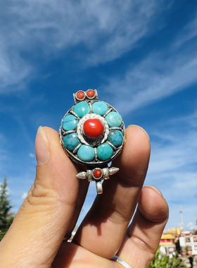 尼泊尔绿松石嘎乌合吊坠原矿项链