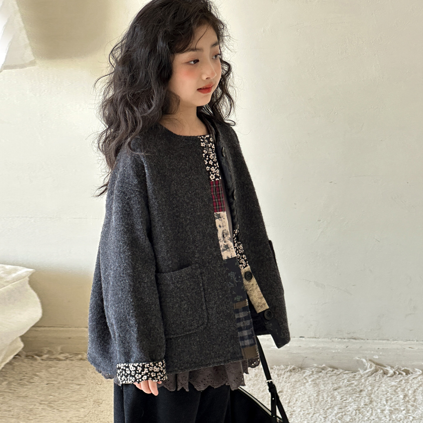2026 Spring and Autumn Girls' Thickened Woolen Coat