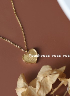 love日系桃心立体字母钛钢锁骨链