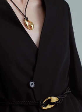 小众设计金色T字环皮绳长项链