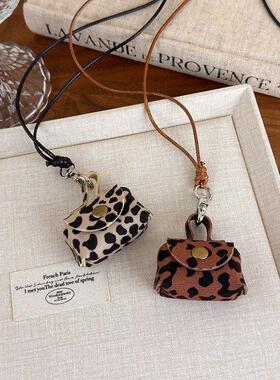 豹纹皮质小巧零钱包项链女挂件皮绳长款毛衣链钥匙收纳包包配饰