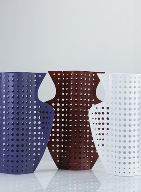 现代简约金属镂空扁形花器花插摆件样板房售楼处书房客厅软装饰品