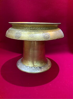 尼泊尔黄铜佛前厘米花盆