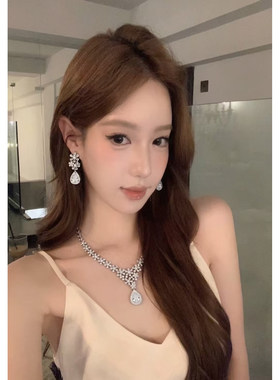 新娘婚纱珠宝配饰晚礼服项链耳环两件套满钻爆闪锆石项链NE009