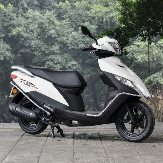 Suzuki UU125CC scooter motorcycle