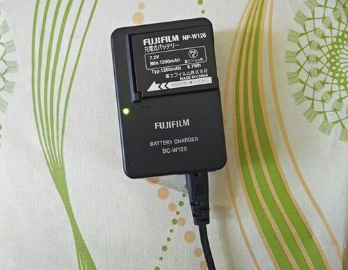 适用 富士X-T30II XT30 二代 XT3 XE3 XE4微单相机充电器NP-W126S - 图2