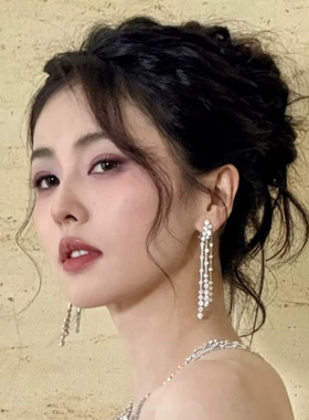 白鹿同款高级感ins气质钻链流苏长款耳环修饰脸型银针耳饰礼服女