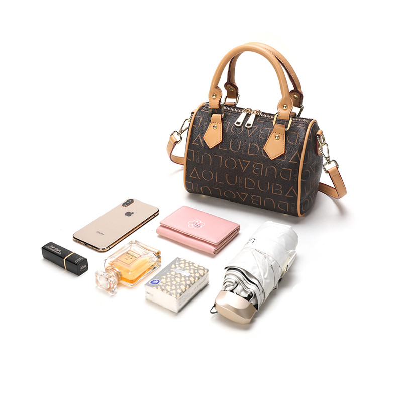 都宝路潮2020新款小众印花斜挎包 dubaolu女士包袋