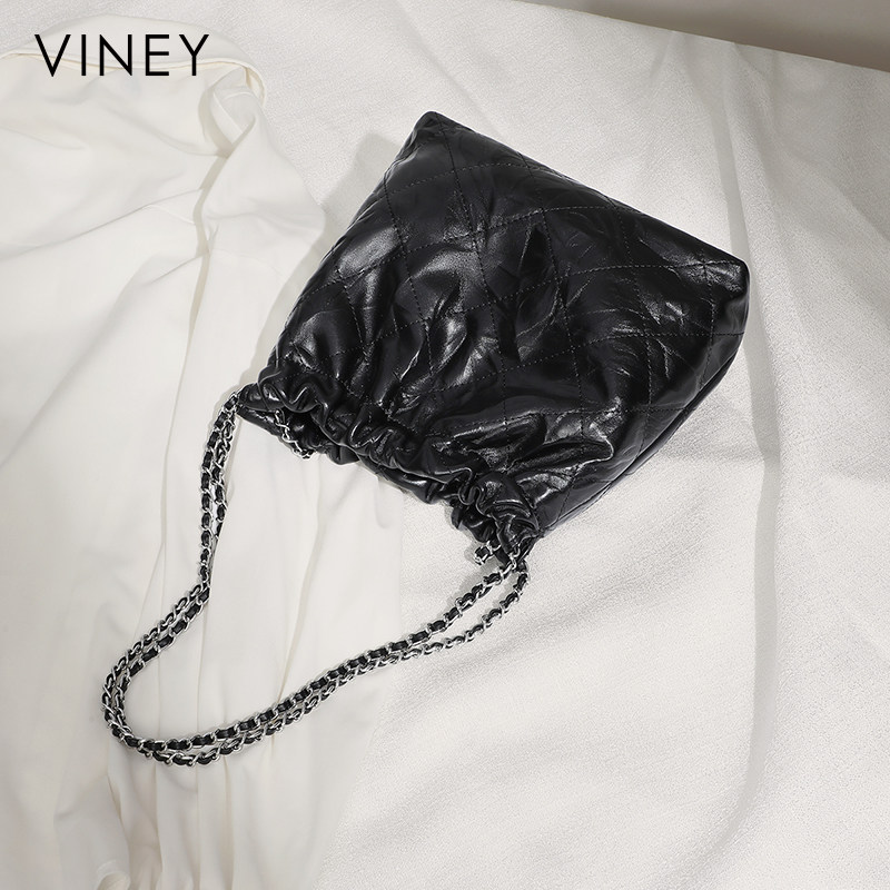 Viney包包女2026新款秋冬水桶包斜挎包女包真皮大容量单肩链条包,淘宝优惠券,粉丝福利购,淘宝优惠卷