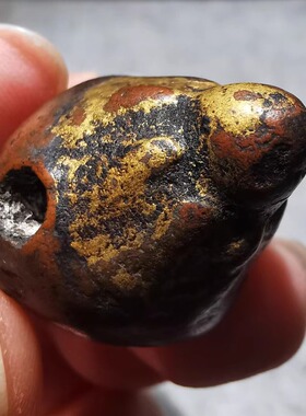 14341  藏传清代老药泥描金娘拉擦擦护身坠 文玩配饰古玩老东西